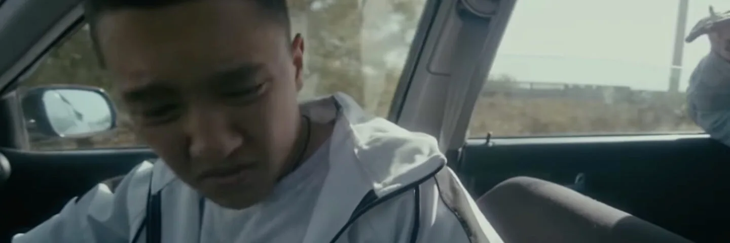 Кадр из 1 серии 1 сезона