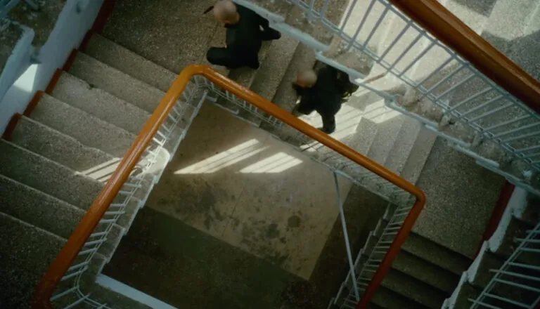 Картинка к «1 сезон 9 серия»